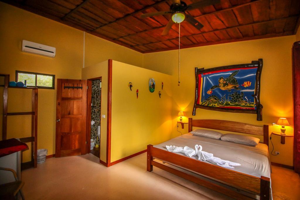 Guava Lodge Playa Matapalo Екстер'єр фото